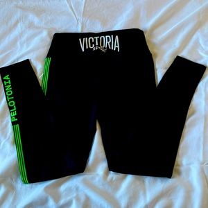 Victoria Secret Sport leggings tights size M